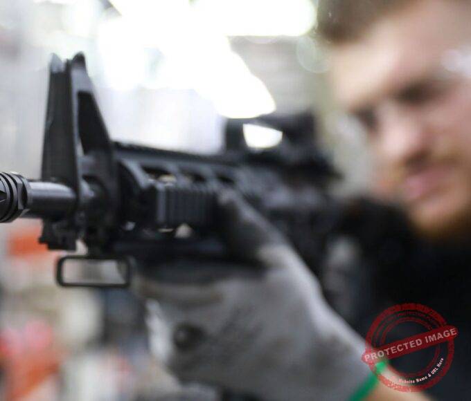 2019 01 15t214841z 1422256982 rc12282ad070 rtrmadp 3 brazil guns.jpg